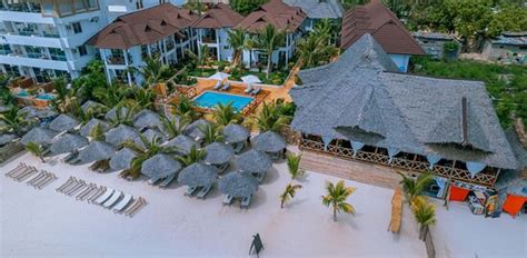 Kendwa Beach Hotels .